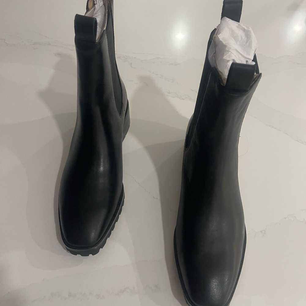 Ann Taylor Black Ankle Boots